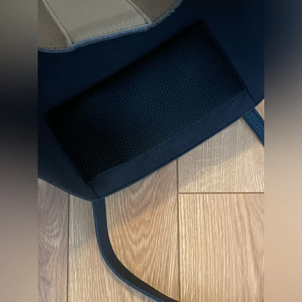 Vince Camuto Ciao Bella Black and Gray Leather Tote Bag – 17"x 11.5" - Picture 8 of 9